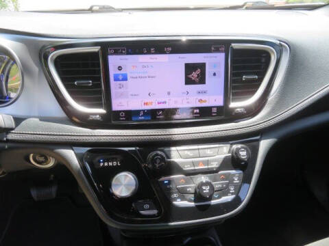 2021 Chrysler Pacifica Touring