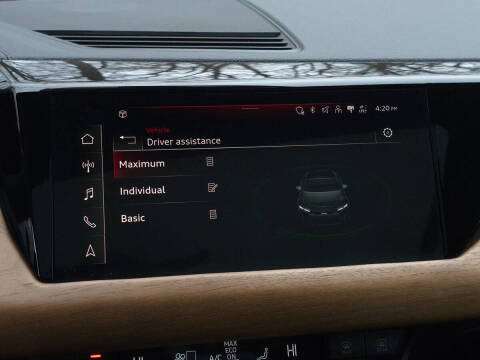 2023 Audi e-tron GT quattro Premium Plus