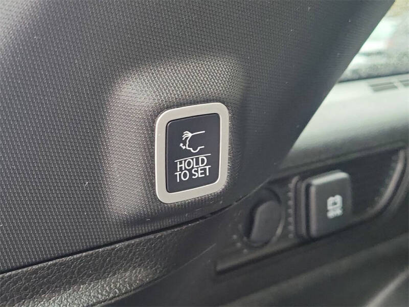 2024 Jeep Grand Cherokee Laredo X