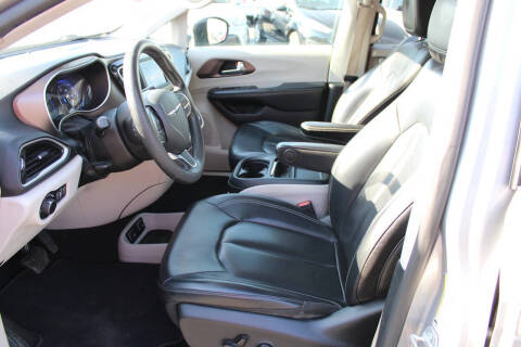 2021 Chrysler Voyager LXi