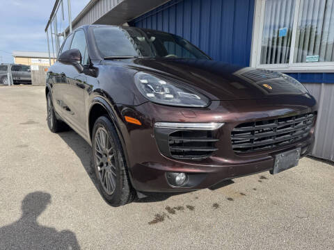 2017 Porsche Cayenne Platinum Edition