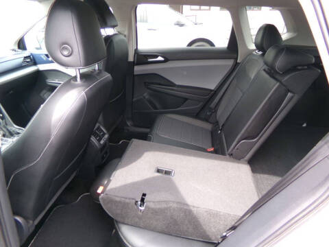 2023 Volkswagen Taos SE 4Motion