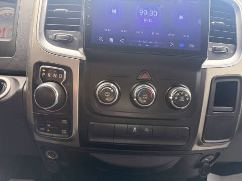 2013 RAM 1500 SLT