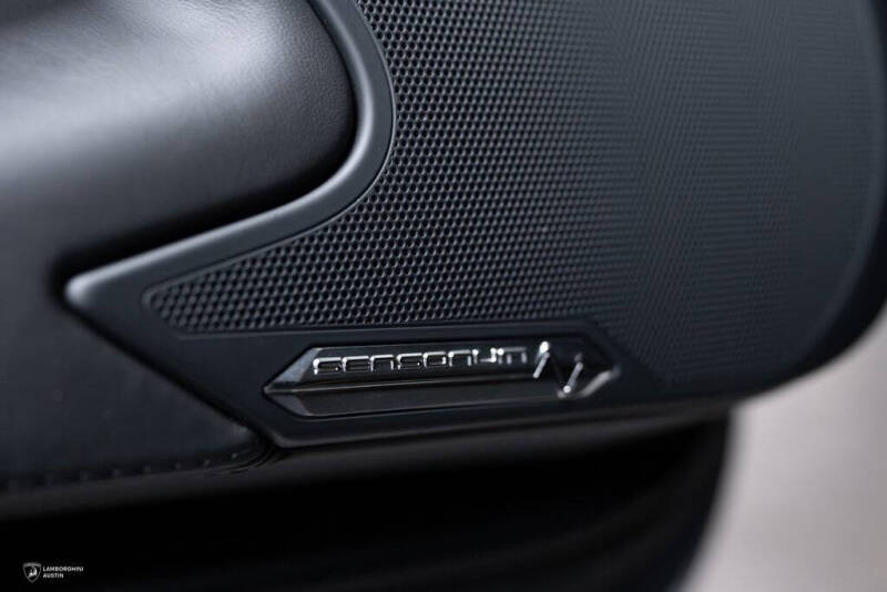 2019 Lamborghini Aventador LP 740-4 S