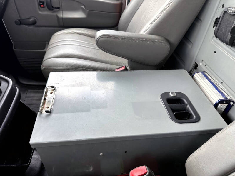 2013 Chevrolet Express 2500
