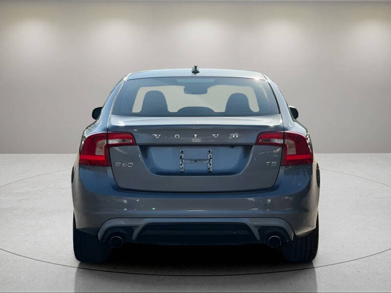 2018 Volvo S60 T5 Dynamic