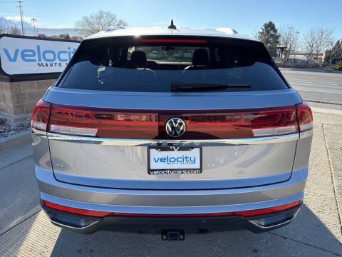 2024 Volkswagen Atlas Cross Sport SE