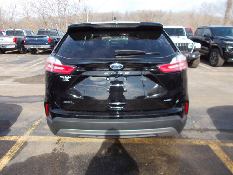 2022 Ford Edge SEL