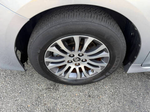 2018 Toyota Sienna