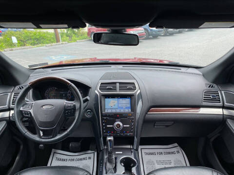 2017 Ford Explorer Platinum