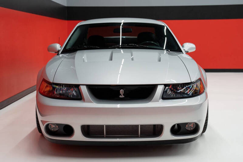 2003 Ford Mustang SVT Cobra 10th Anniversary