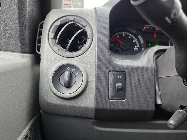2012 Ford E-Series E-350 SD