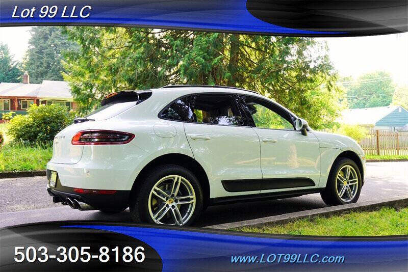 2017 Porsche Macan