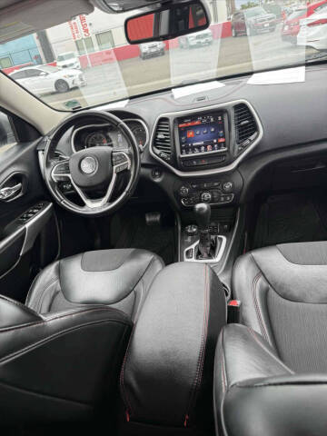 2018 Jeep Cherokee Trailhawk