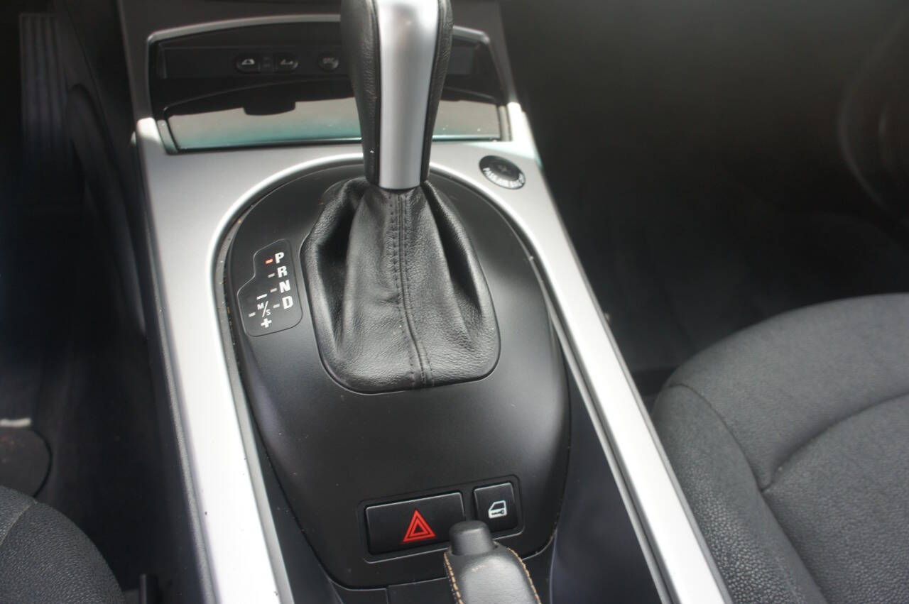 2008 BMW Z4 17