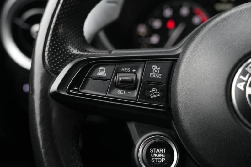 2022 Alfa Romeo Stelvio Sprint