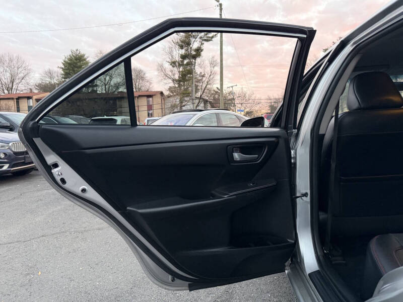 2015 Toyota Camry SE