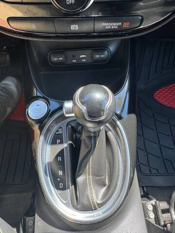 2015 Kia Soul +