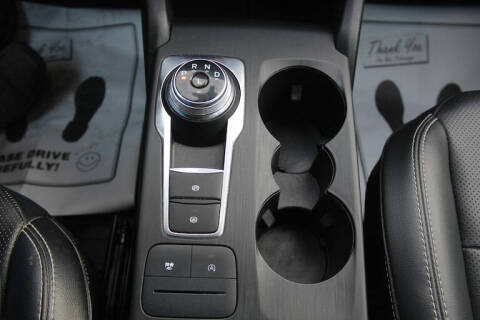 2020 Ford Escape SEL