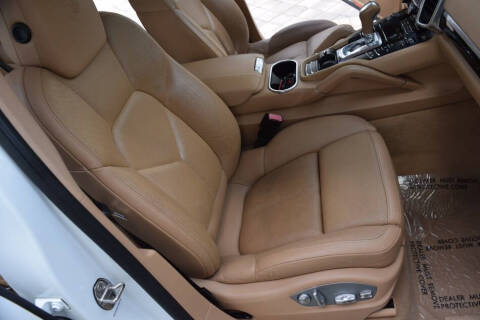 2014 Porsche Cayenne Platinum Diesel