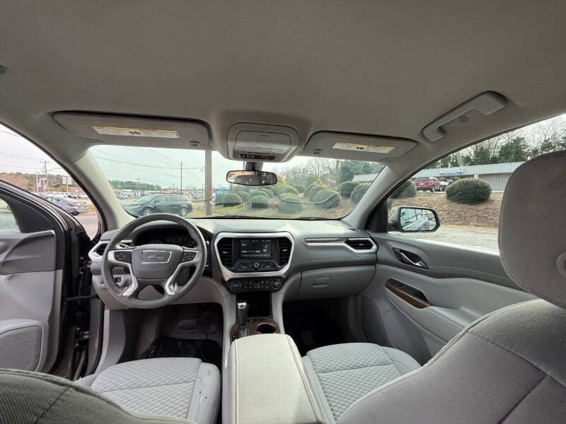 2019 GMC Acadia SLE-1