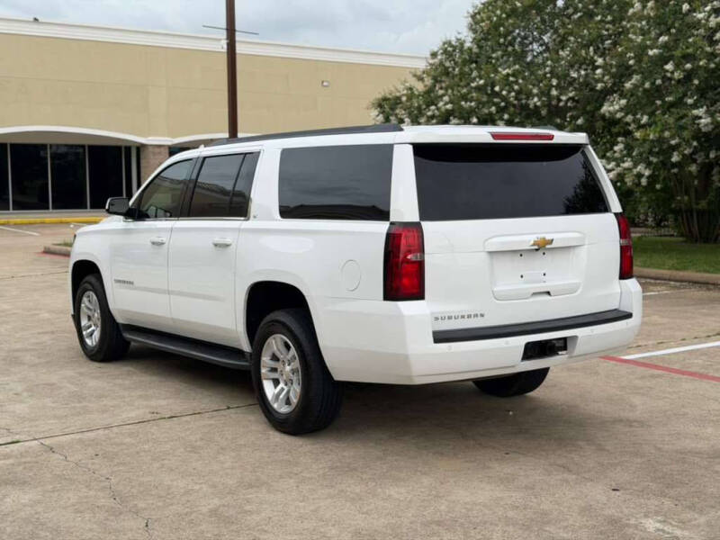 2019 Chevrolet Suburban LT