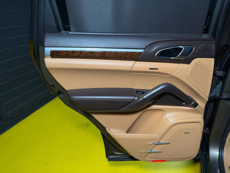 2014 Porsche Cayenne