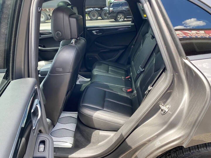 2018 Porsche Macan