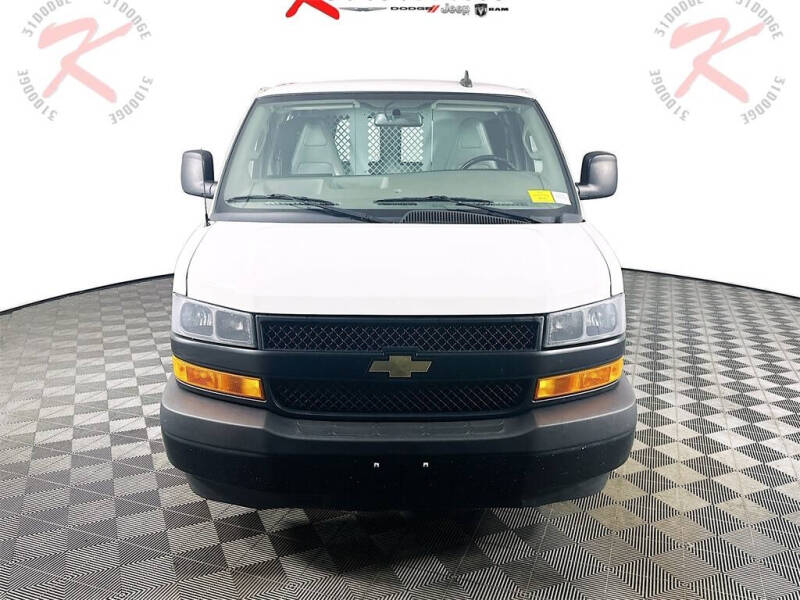 2022 Chevrolet Express 2500