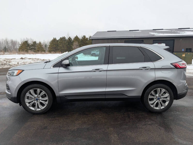 2022 Ford Edge Titanium