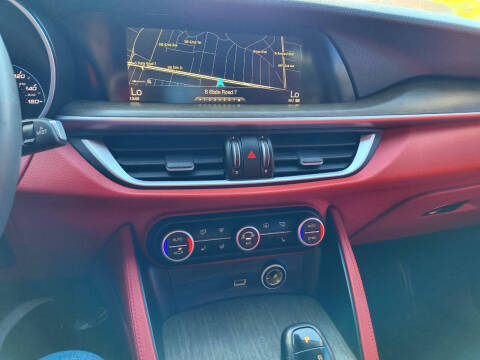 2018 Alfa Romeo Stelvio Ti