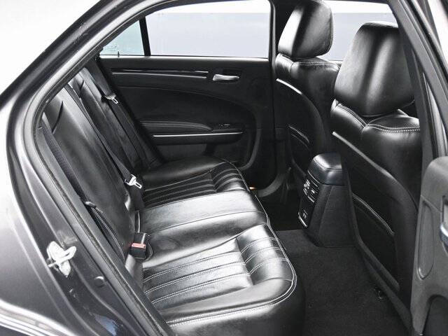 2023 Chrysler 300 S V6