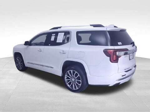2023 GMC Acadia Denali