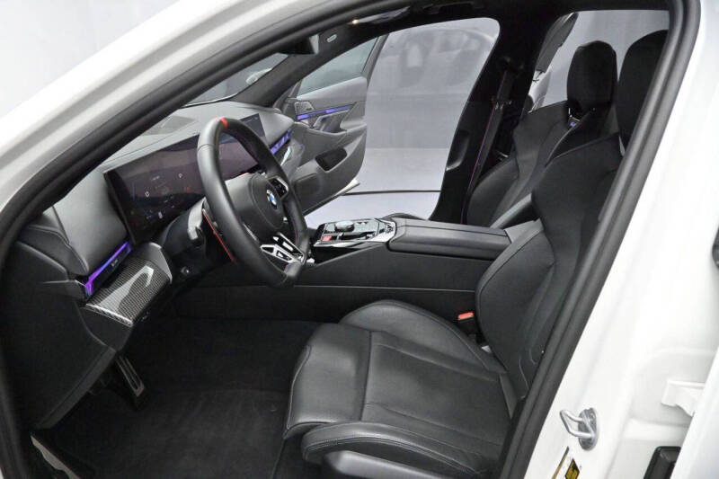 2025 BMW M5