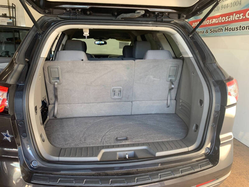 2017 Chevrolet Traverse LS