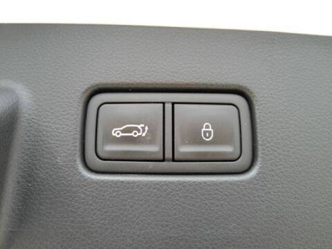 2024 Genesis GV60 Standard