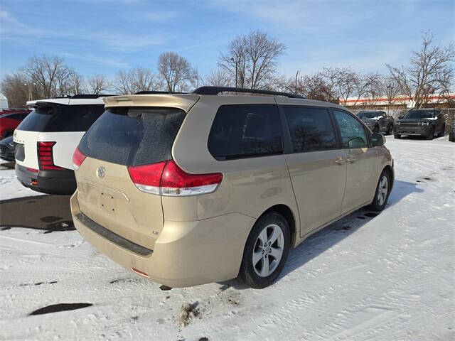 2011 Toyota Sienna