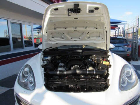 2012 Porsche Cayenne S