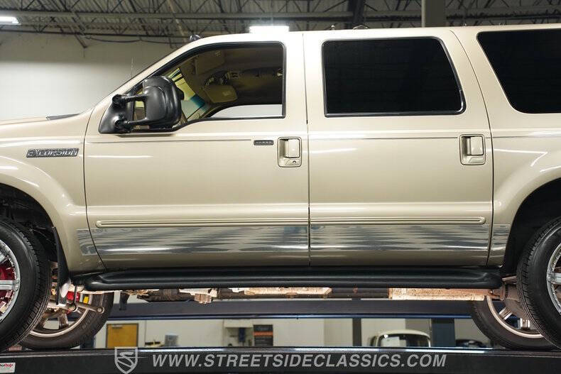 2000 Ford Excursion XLT