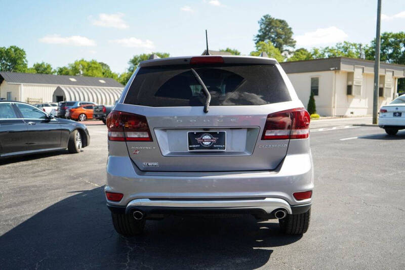 2019 Dodge Journey Crossroad