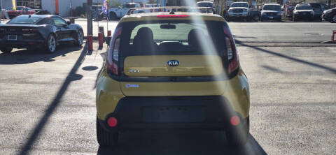 2015 Kia Soul +