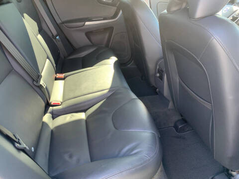 2016 Volvo XC60 T5 Premier