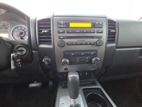 2012 Nissan Titan SV