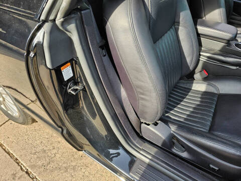 2005 Ford Thunderbird Deluxe