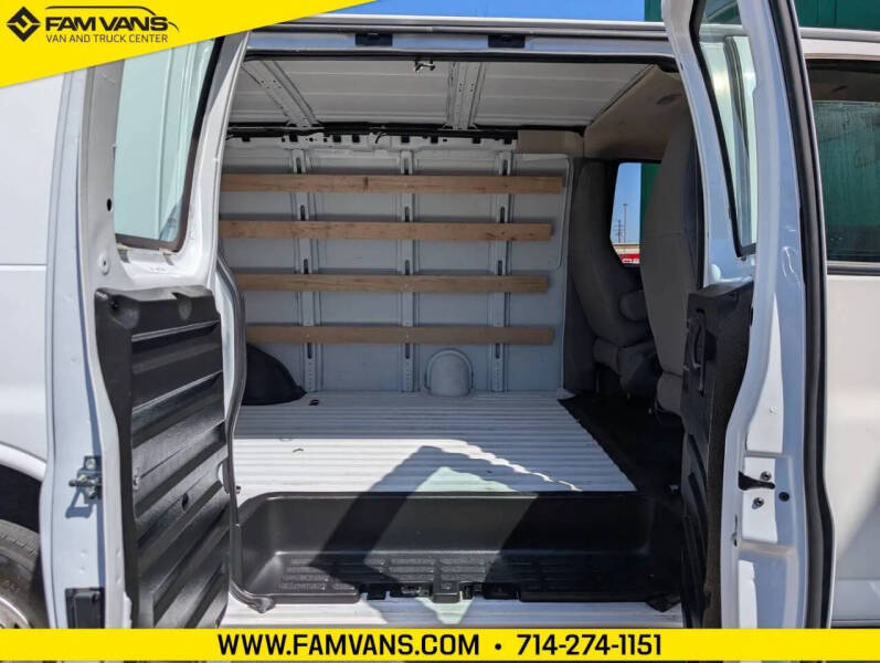 2024 GMC Savana 2500