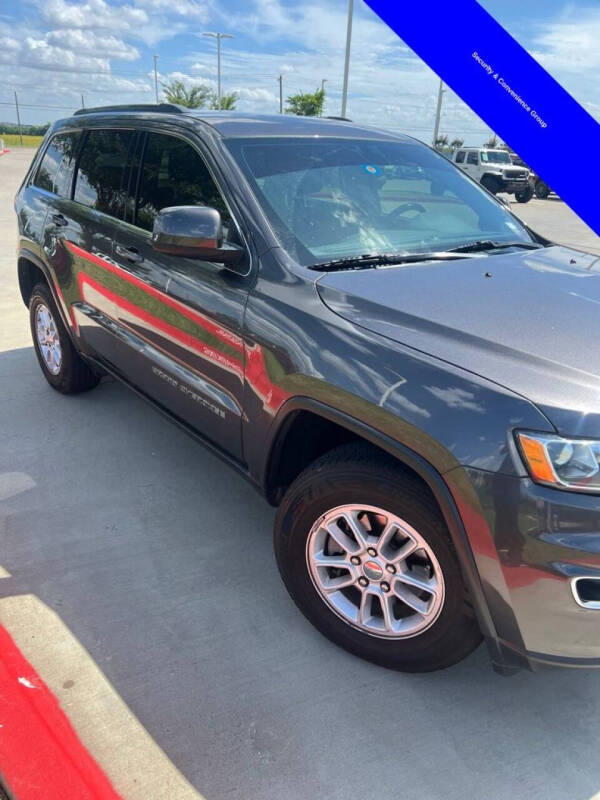 2019 Jeep Grand Cherokee Laredo E