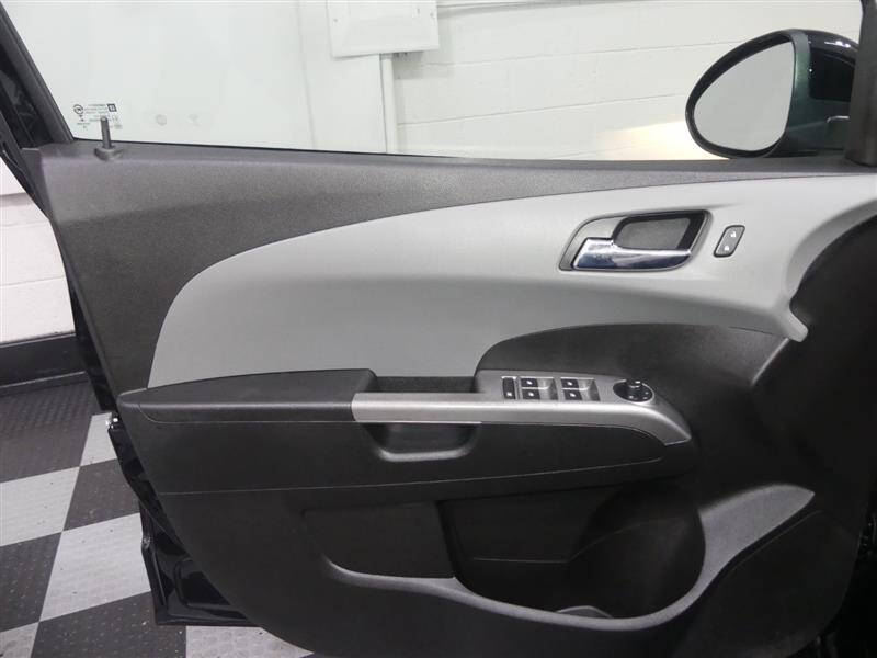 2019 Chevrolet Sonic Premier Auto
