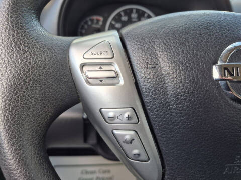 2017 Nissan Versa 1.6 S Plus