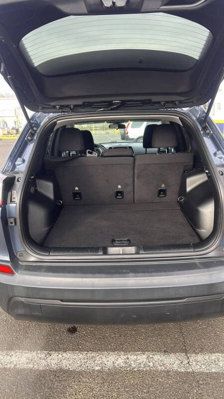2020 Jeep Cherokee Latitude
