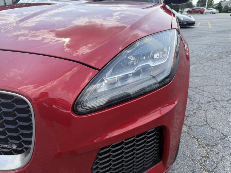 2019 Jaguar E-PACE P300 R-Dynamic SE